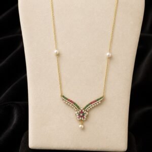 Flora V-Chic Necklace